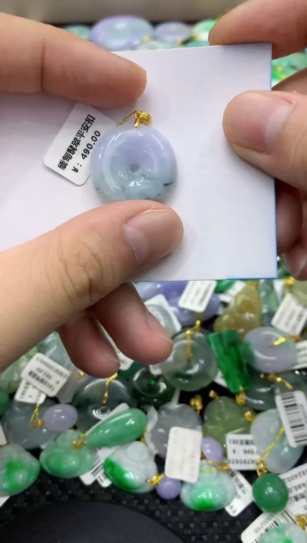 颈饰未镶嵌翡翠天然缅甸翡翠A货