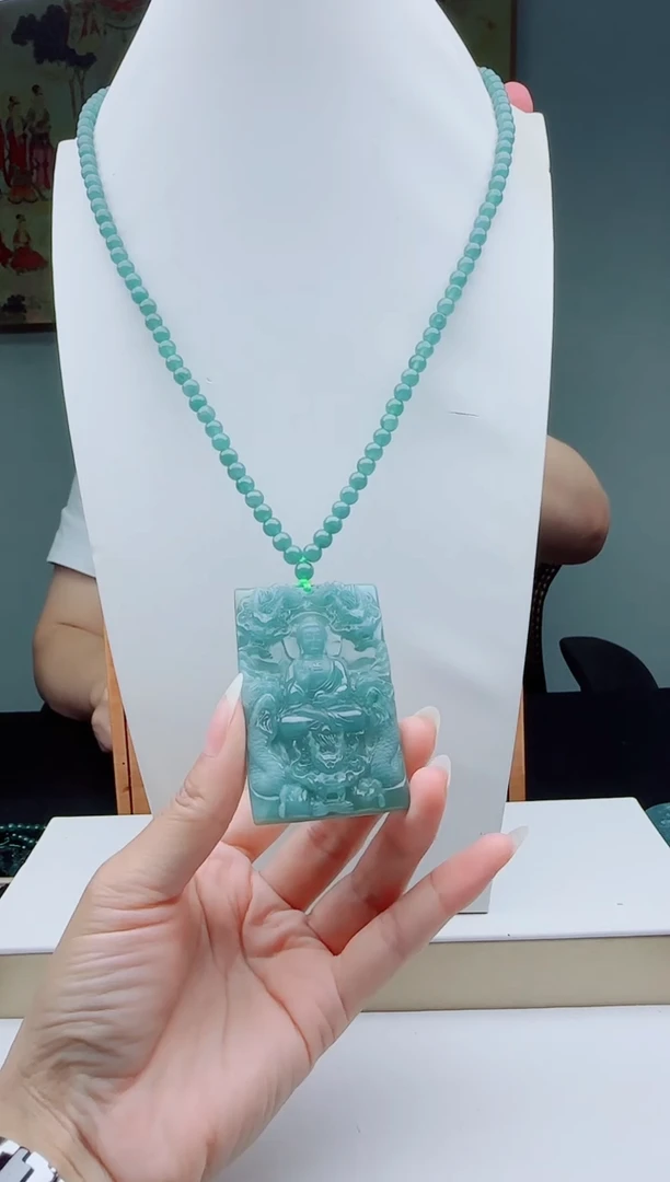 颈饰未镶嵌翡翠多样性发其一