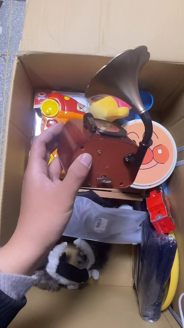 无打****强二手商品不退不换