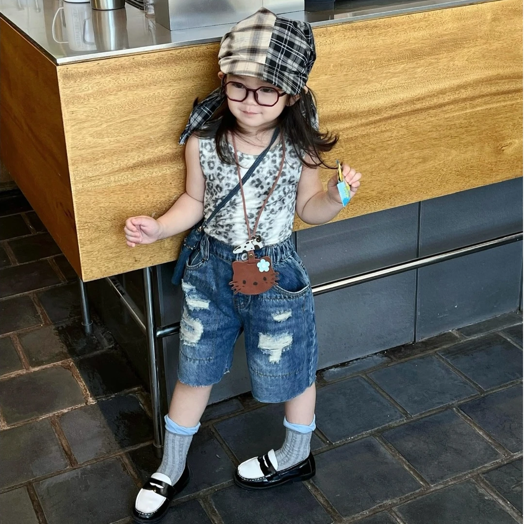 小思家女童2025夏季洋气韩版时髦豹纹背心上衣休闲破洞牛仔裤套装