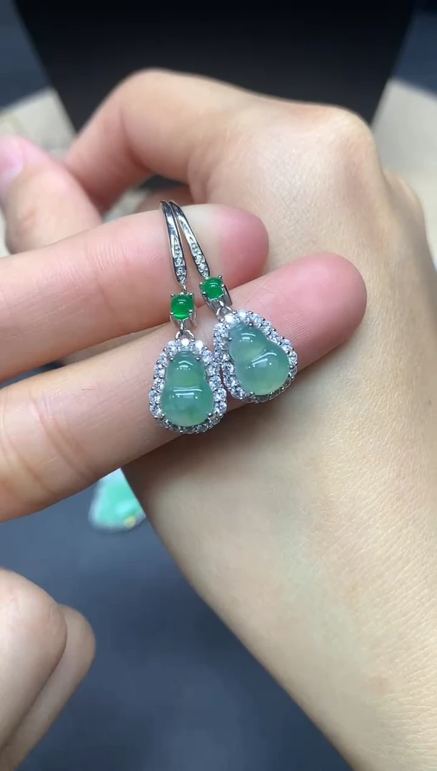 【闪购商品】翡翠耳饰银S925镶嵌葫芦【多样性发其一】