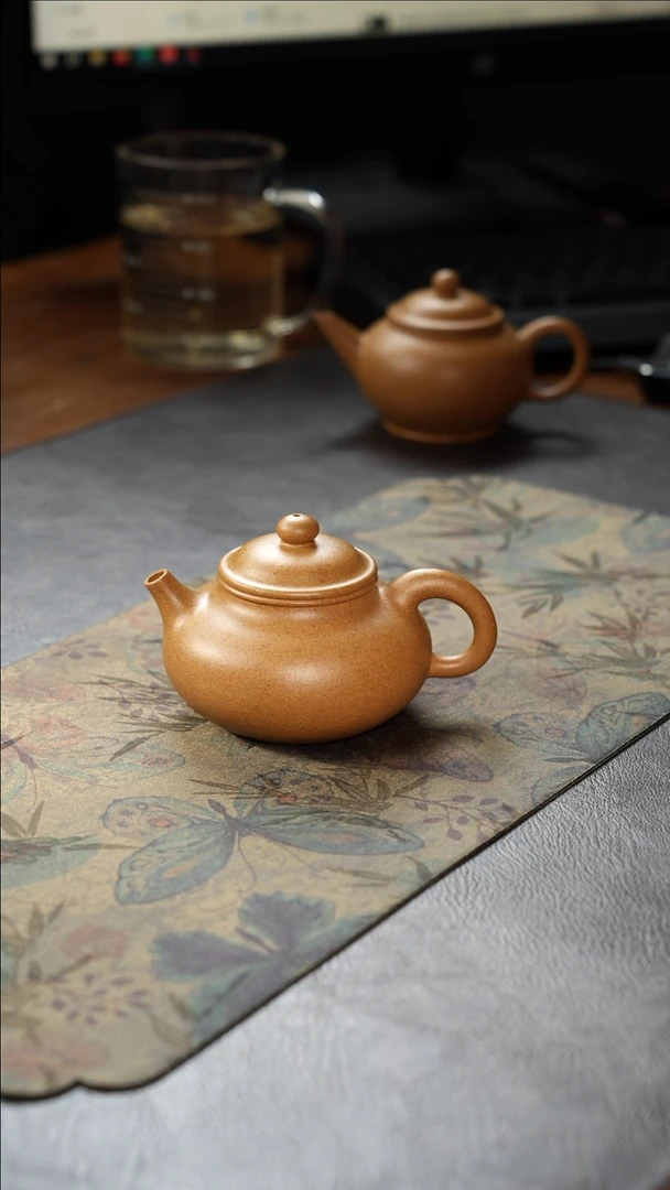 茶壶紫砂容天黄金段