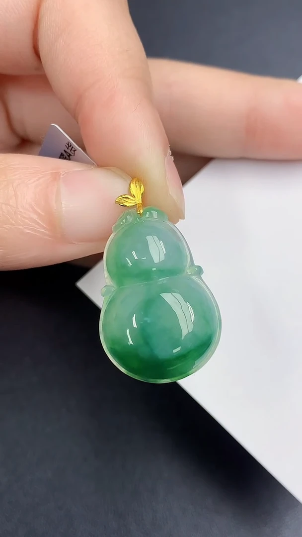 颈饰18K金镶嵌翡翠天然缅甸A货百元以上9元证书费自理