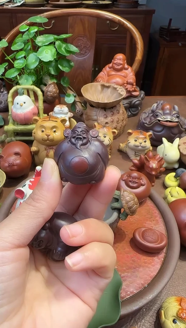 紫砂茶宠紫泥小财神