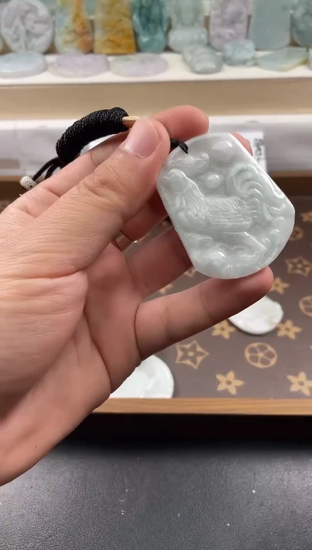 颈饰未镶嵌翡翠25/11/16/.77