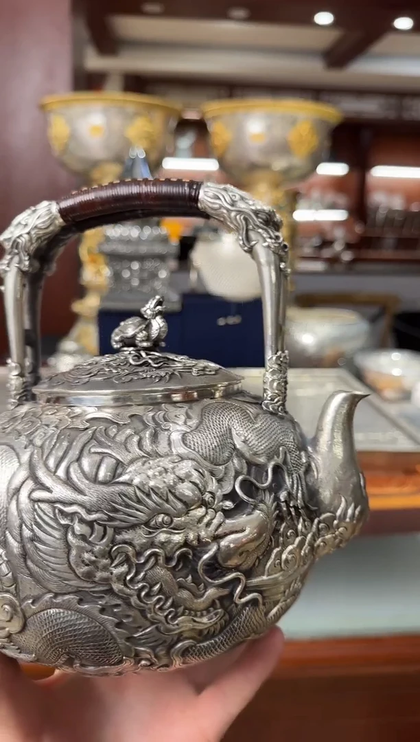 奇***袭省大师足银高工龙壶