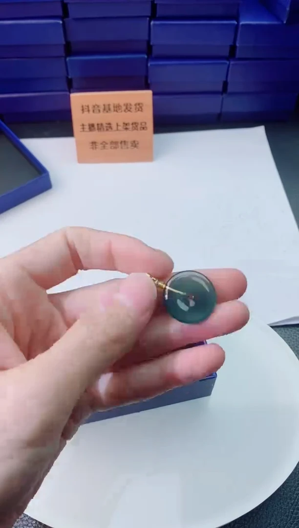 翡翠未镶嵌颈饰1111111111