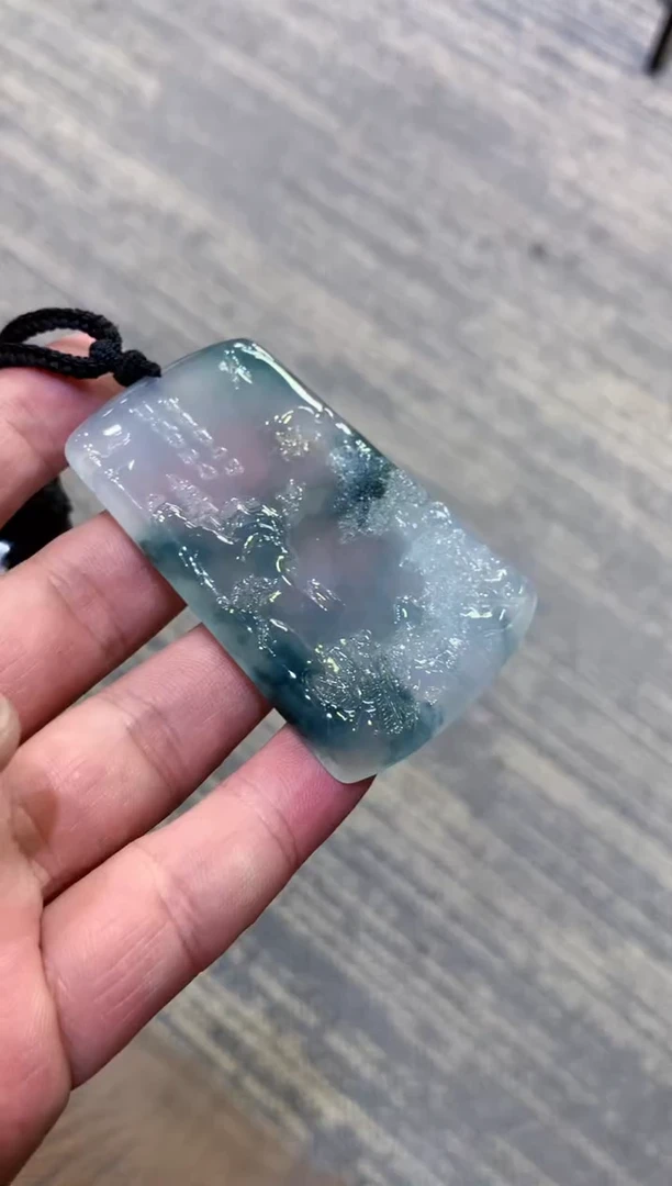 颈饰未镶嵌翡翠天然A货翡翠