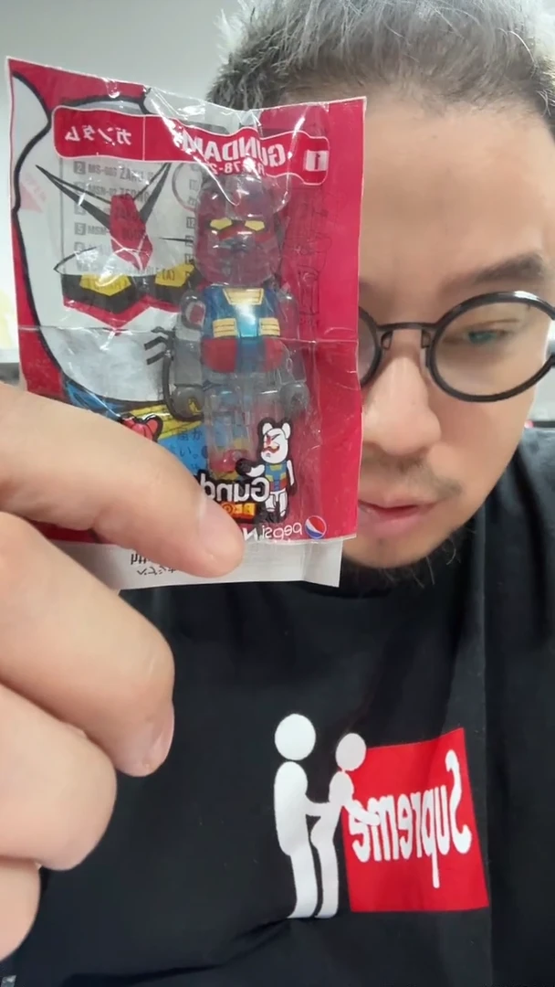 bearbrick70%高达透明一个