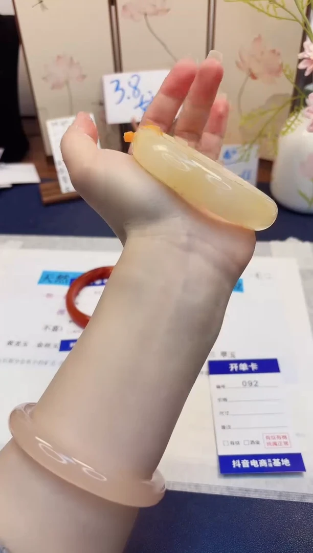 【闪购商品】石英质玉手镯未镶嵌92-财气镯-圈口60