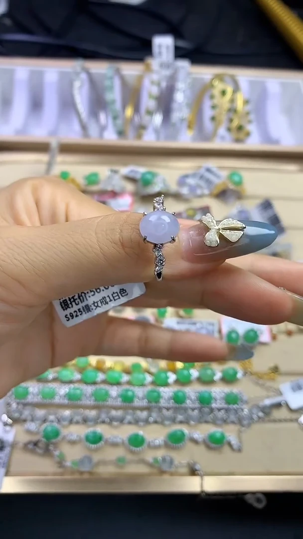 翡翠戒指银S925镶嵌翡翠 蛋面 银S925镶嵌