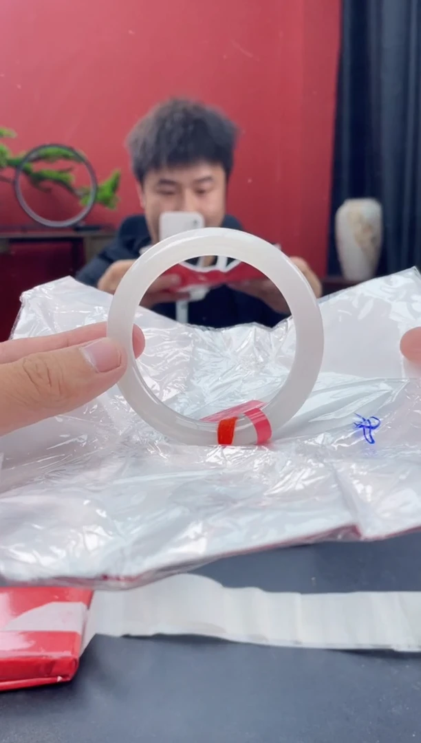 未镶嵌手镯翡翠18