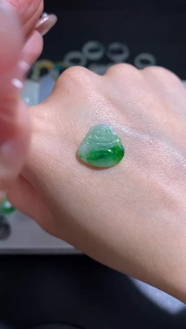 未镶嵌定制翡翠翡翠毛货~