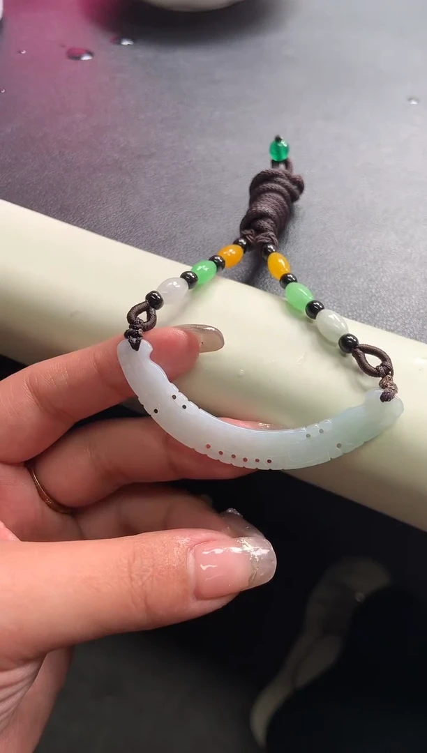 【闪购商品】翡翠颈饰未镶嵌玉璜-编绳