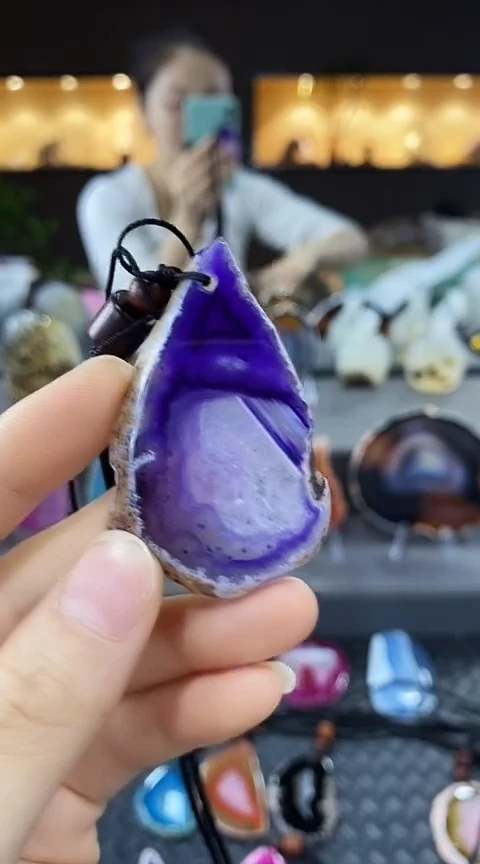 未镶嵌颈饰玛瑙/玉髓黄*娜玛瑙