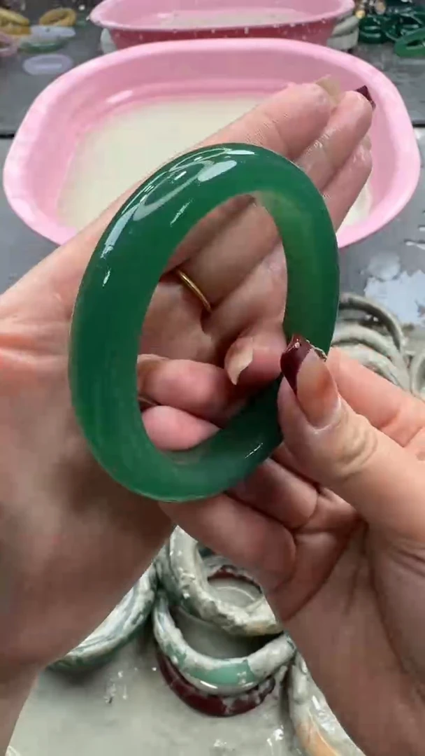 未镶嵌手镯石英质玉8