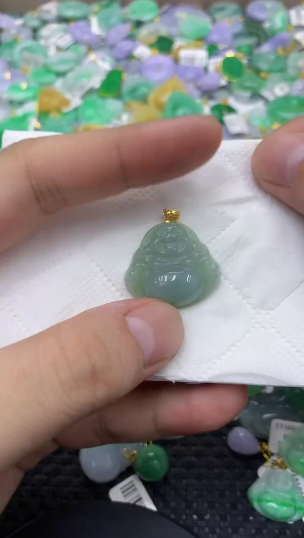 颈饰未镶嵌翡翠天然缅甸翡翠A货