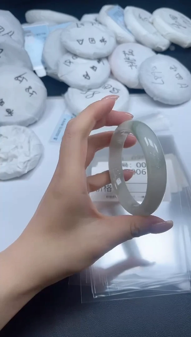 未镶嵌手镯石英质玉006-5758