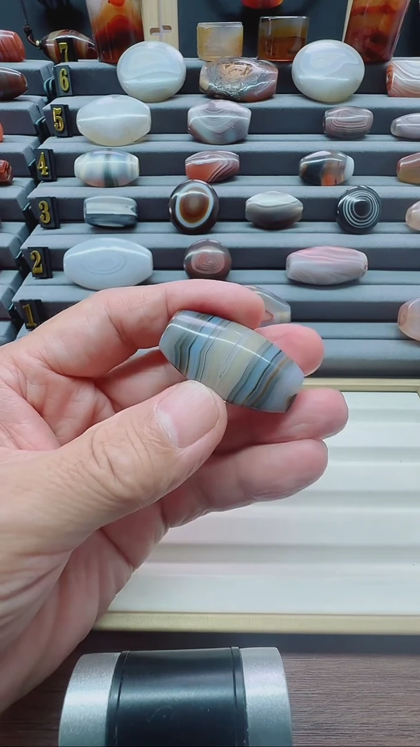 未镶嵌颈饰玛瑙/玉髓玛瑙39*22810