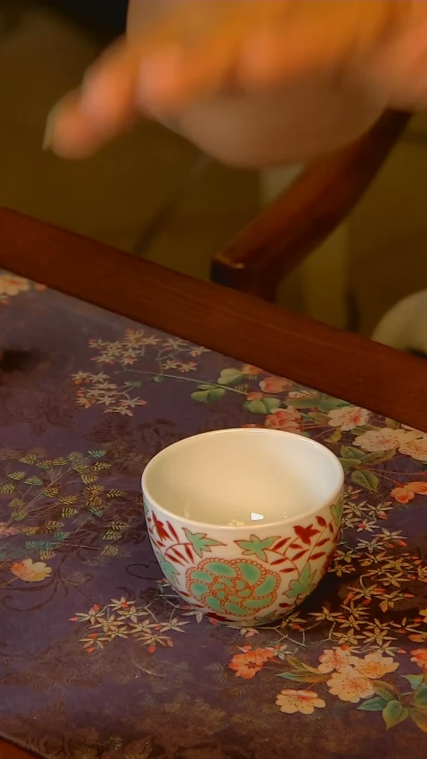 杯手工手绘杯杯很美丽