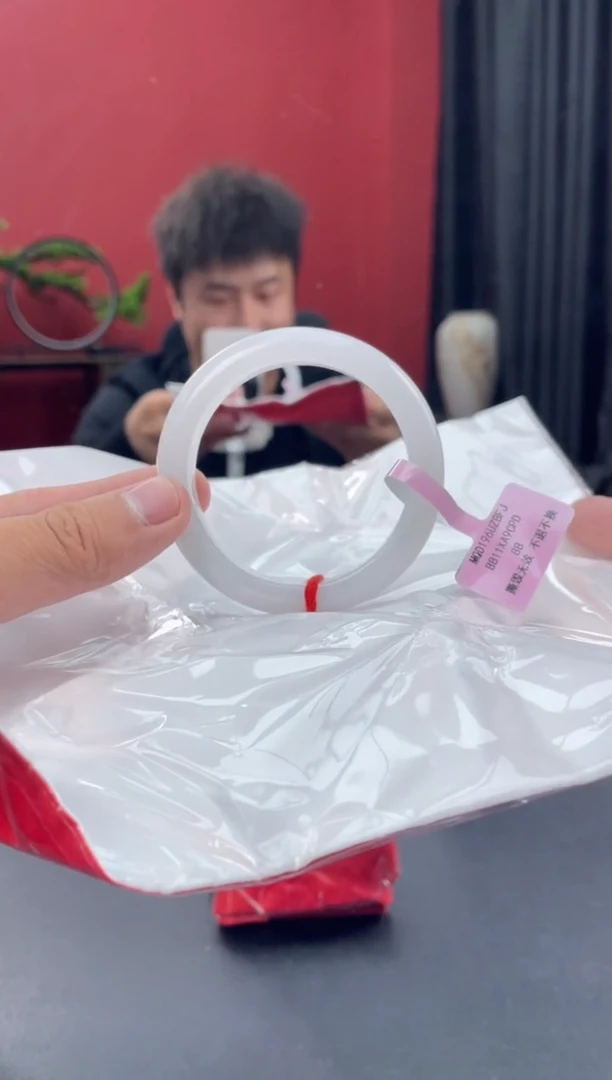 未镶嵌手镯翡翠35
