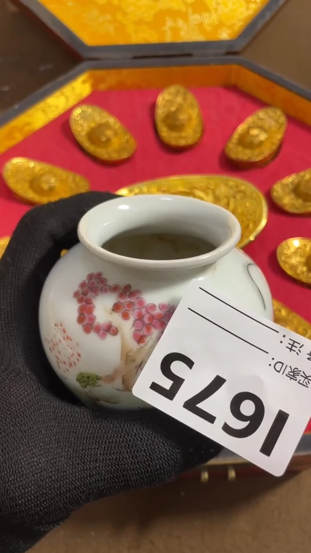 编码L675瓷器摆件（代拍链接）