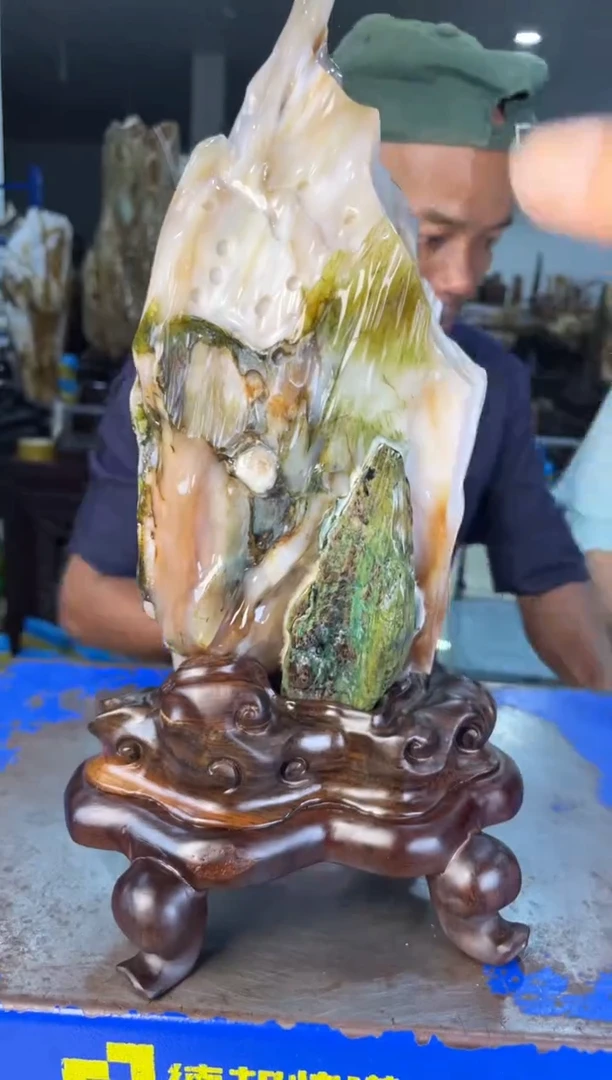 未镶嵌摆件硅化玉56
