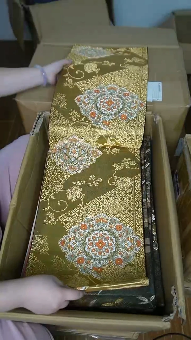 织绣11单面全通织金花卉