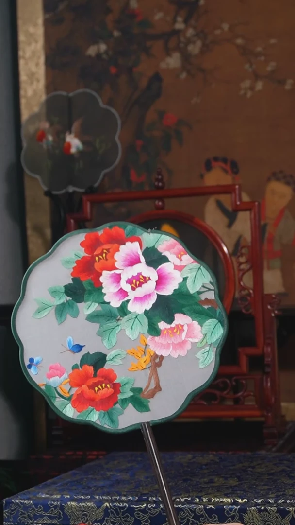 刺绣团扇-双面绣花非遗