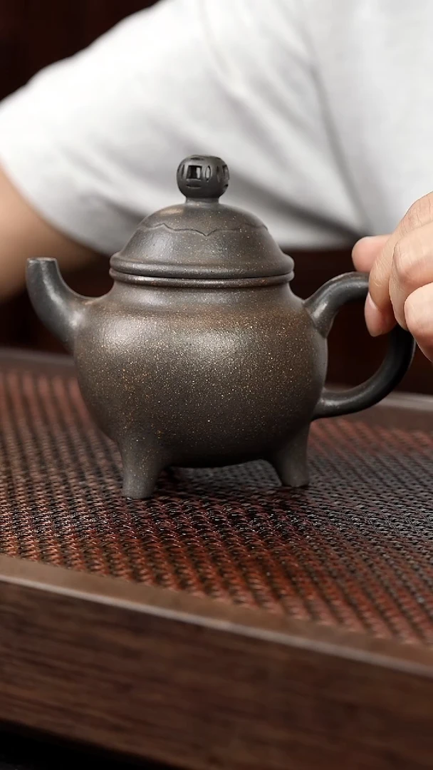 茶壶紫砂岩中泥三足如意