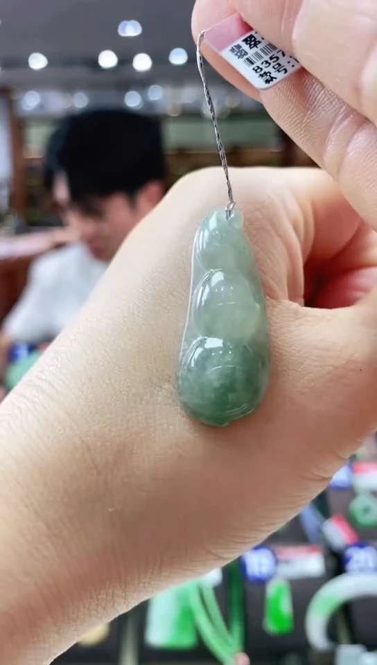 颈饰未镶嵌翡翠福豆