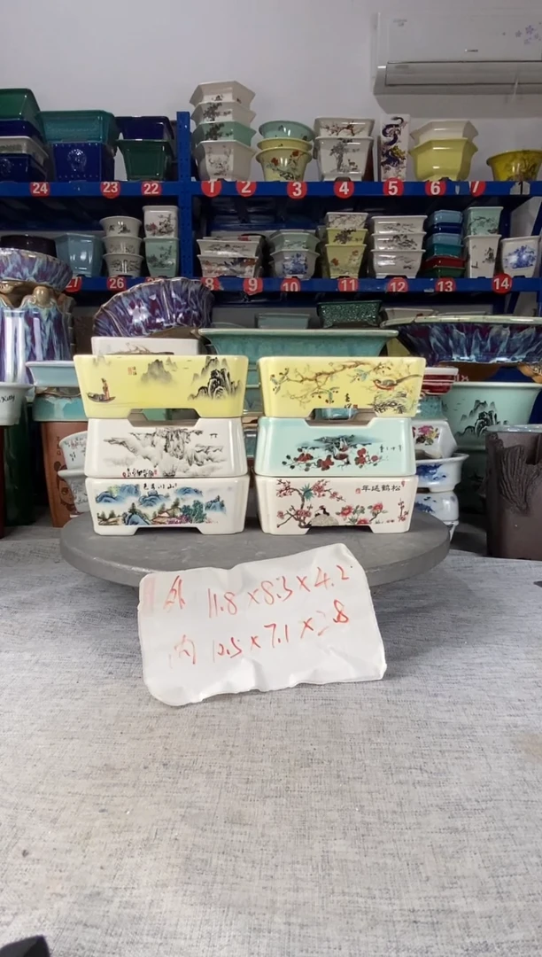 112530六只马槽花盆