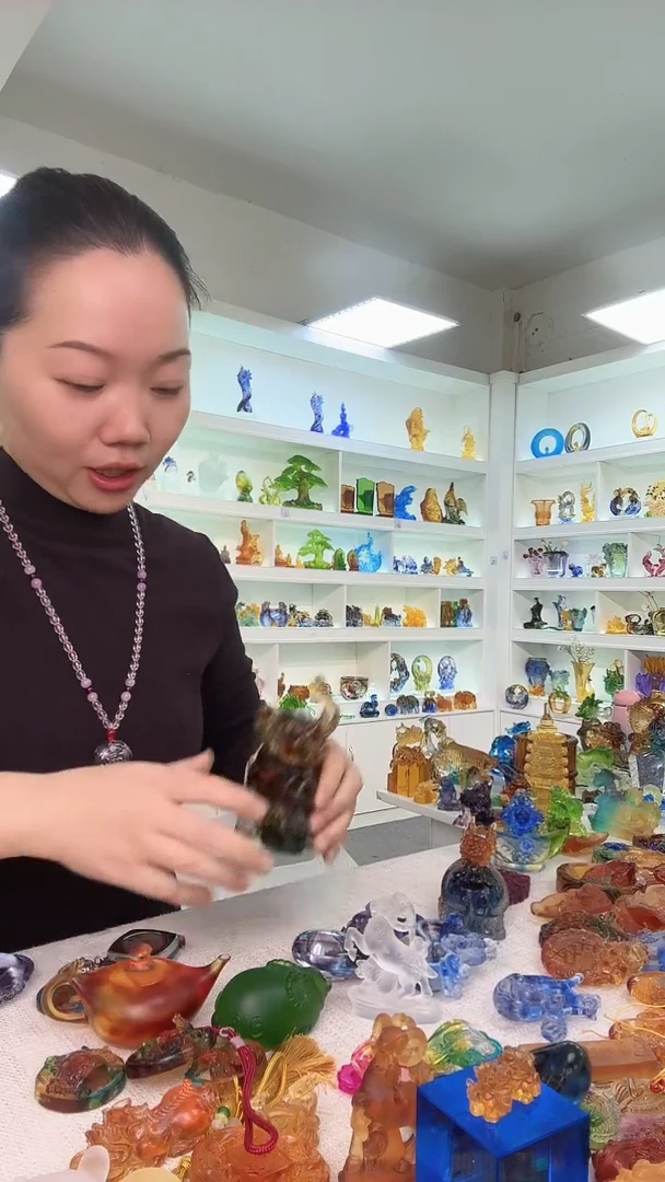 手工艺品琉璃象大