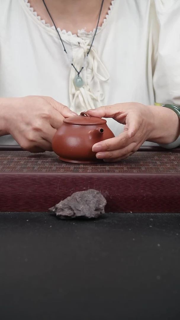 茶壶紫砂LY微瑕红降坡无相