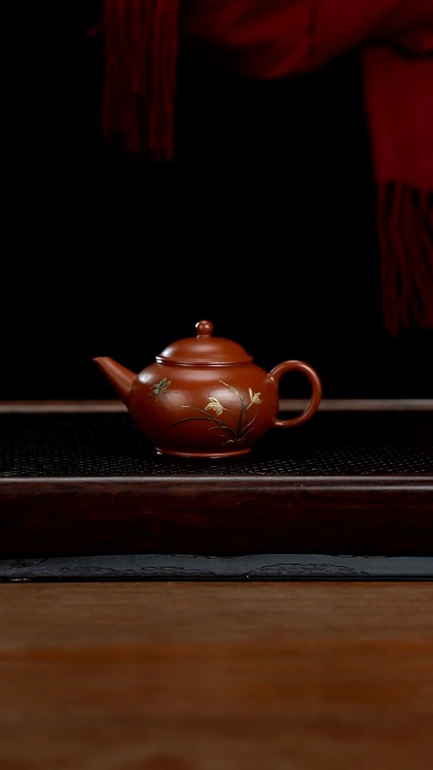 茶壶紫砂宫廷画金