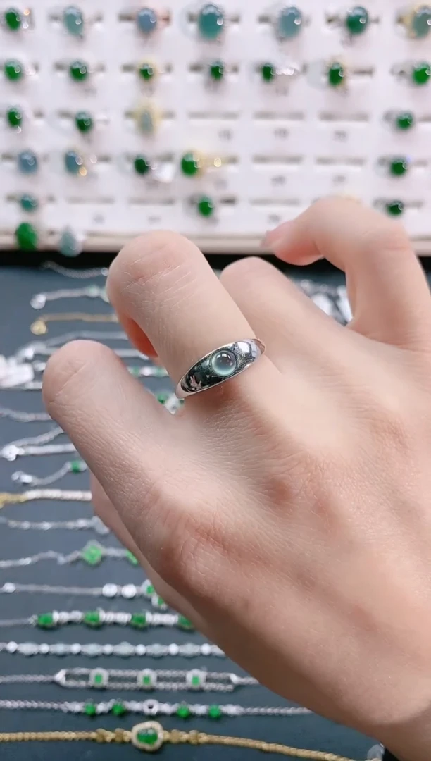 【闪购商品】翡翠戒指银S925镶嵌天然翡翠