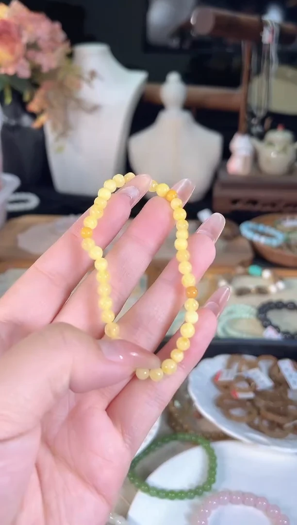 未镶嵌蜜蜡手链多样性发货其一