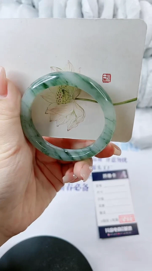 【闪购商品】石英质玉手镯未镶嵌0431086533