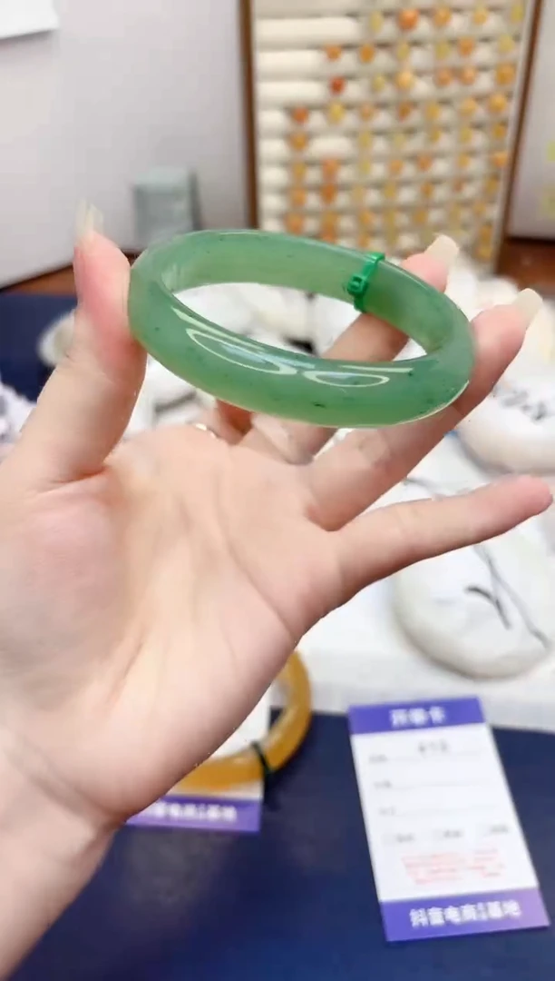 石英质玉手镯未镶嵌419-东陵玉-圈口63