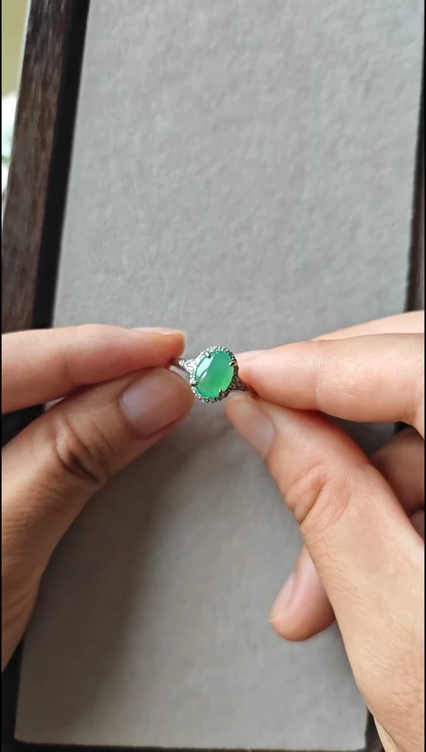 银S925镶嵌戒指翡翠翡翠戒指S925银镶嵌