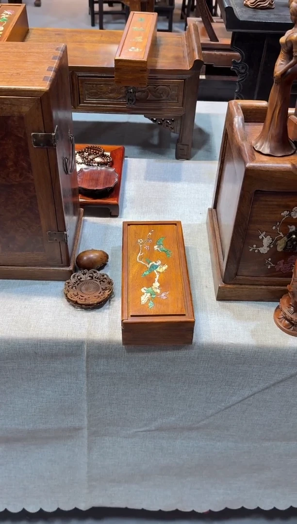 木机关盒花梨木1111