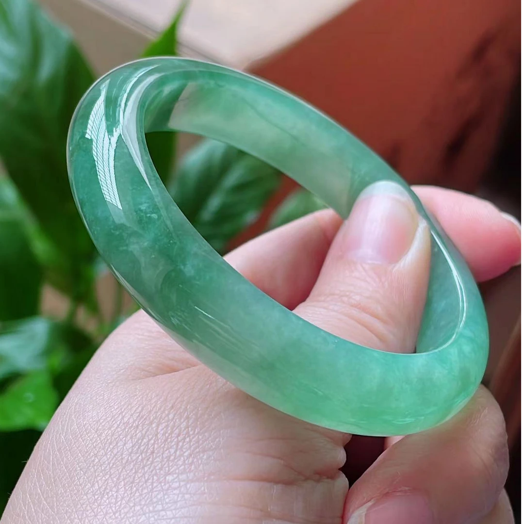 缅甸55圈冰种满色a货翡翠手镯M110494 女款绿色冰透测量贵妃镯