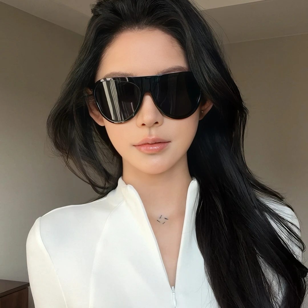 GENIUS MAIDEN超大框个性户外感墨镜时髦辣妹凹造型潮流太阳眼镜