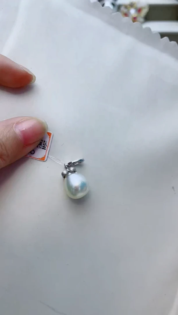 颈饰银S925镶嵌海水珍珠A140