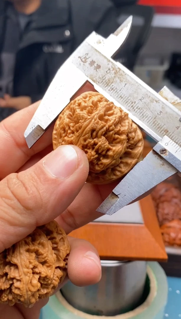 把件文玩核桃k**e元宝850