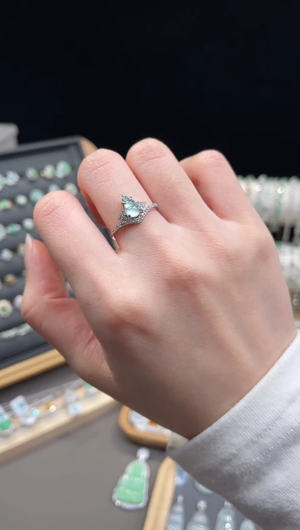 银S925镶嵌戒指翡翠1