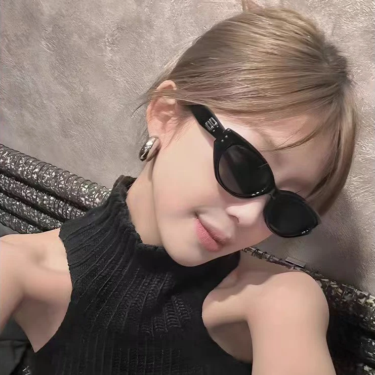 复古猫眼墨镜女高级感2025gm新款Jennie窄框防晒紫外线太阳眼镜潮