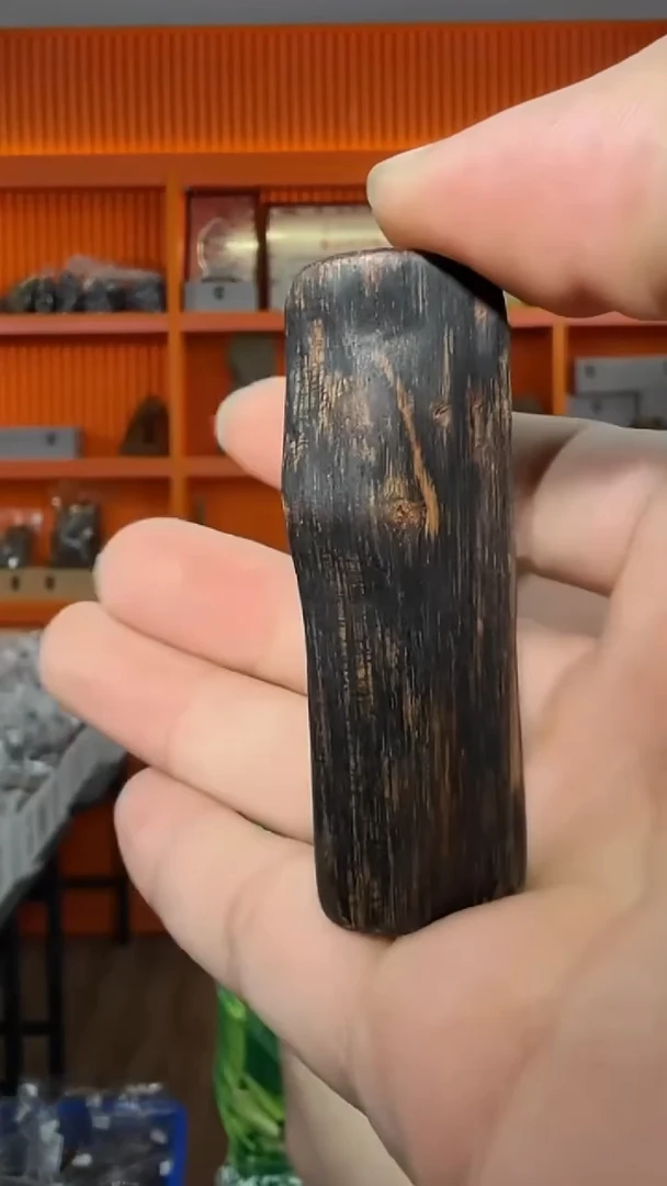 沉香手把件280号多样性发一