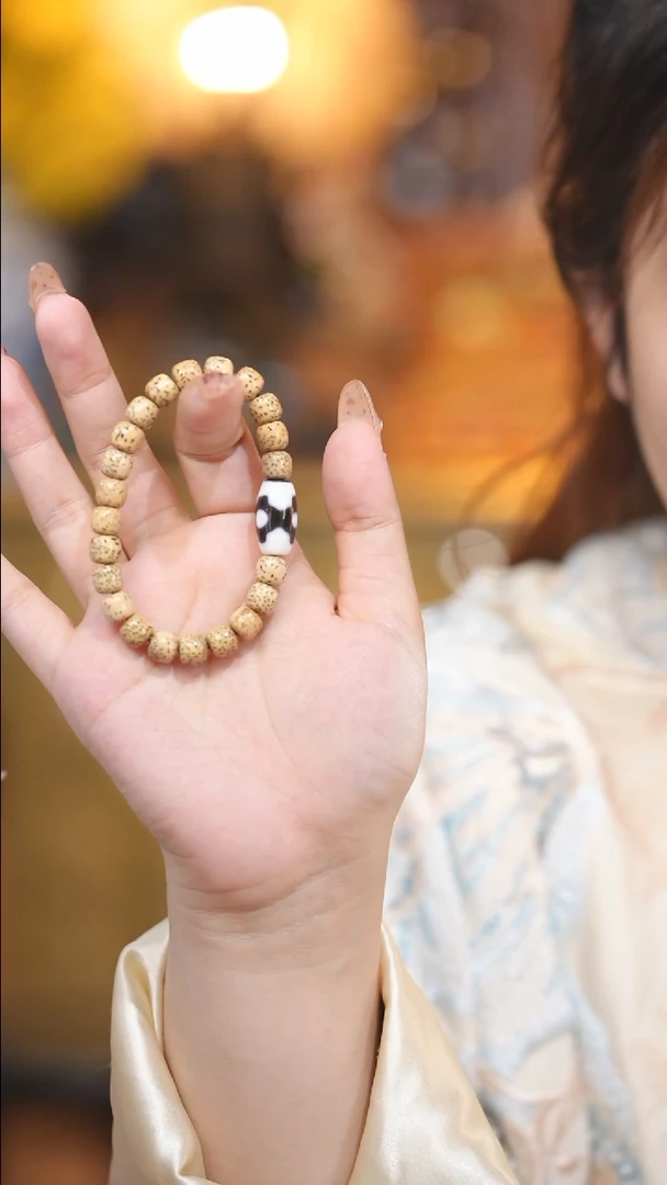 【闪购商品】玛瑙/玉髓颈饰未镶嵌Q30817坛城玛瑙手串