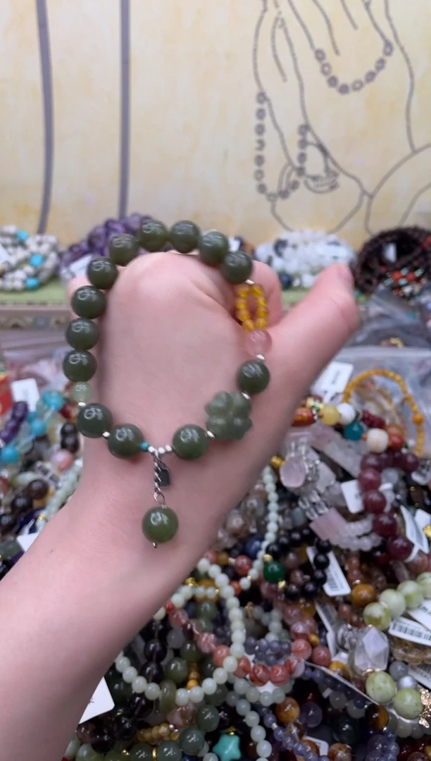 未镶嵌和田玉手饰539